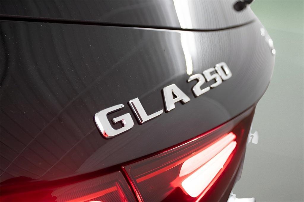 new 2025 Mercedes-Benz GLA 250 car, priced at $51,090