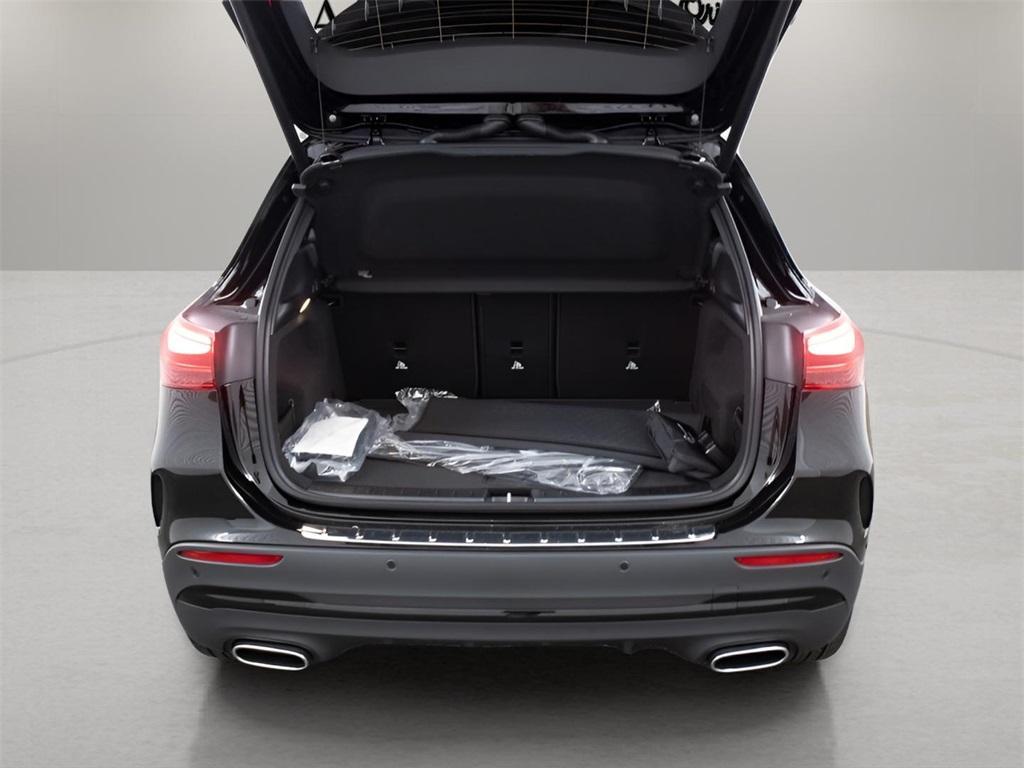 new 2025 Mercedes-Benz GLA 250 car, priced at $51,090