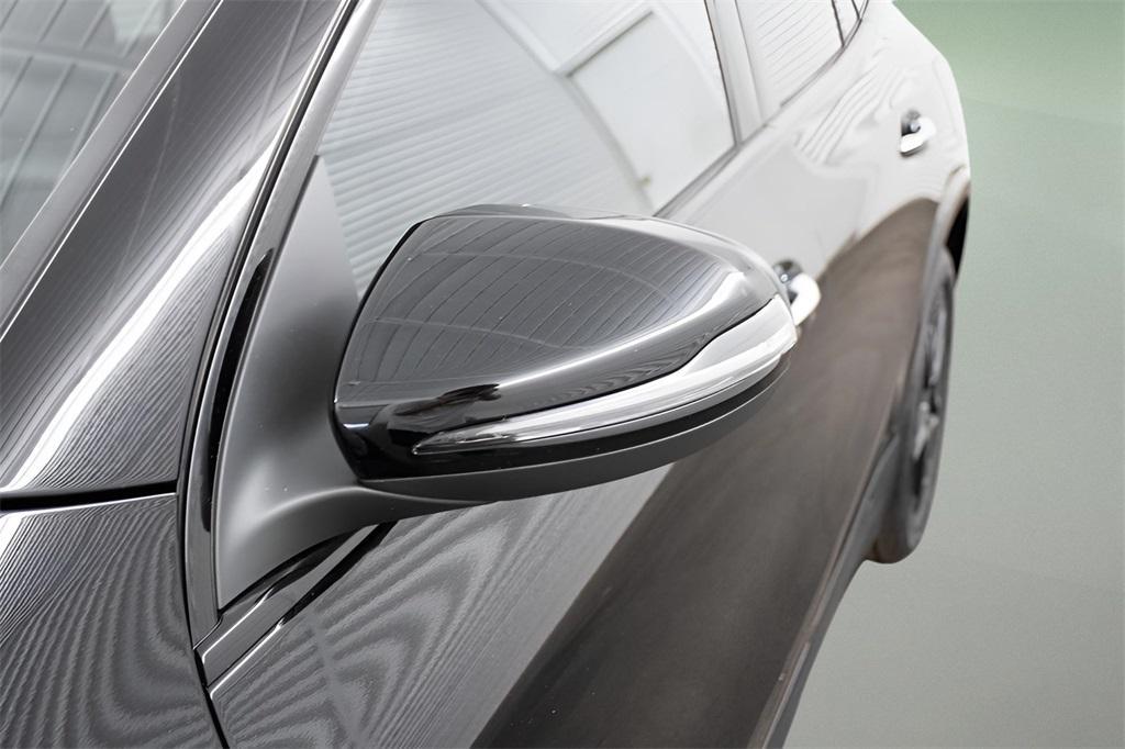 new 2025 Mercedes-Benz GLA 250 car, priced at $51,090