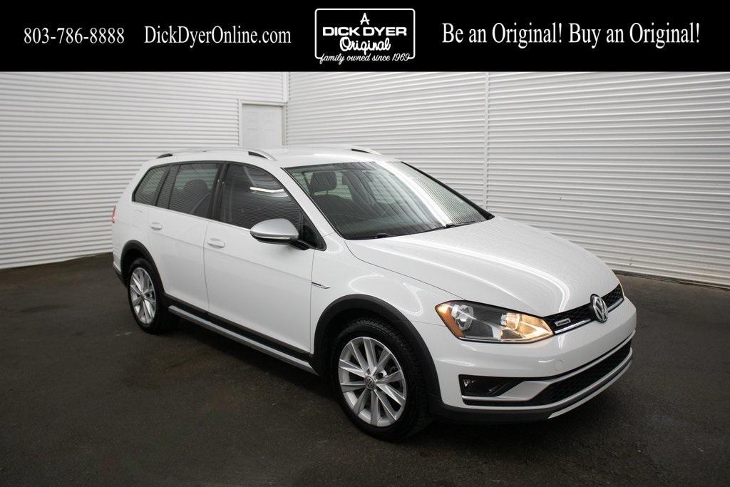 used 2017 Volkswagen Golf Alltrack car, priced at $15,989