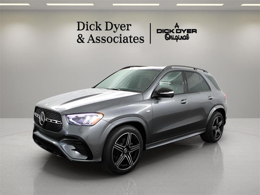 new 2025 Mercedes-Benz GLE 450e car, priced at $82,365