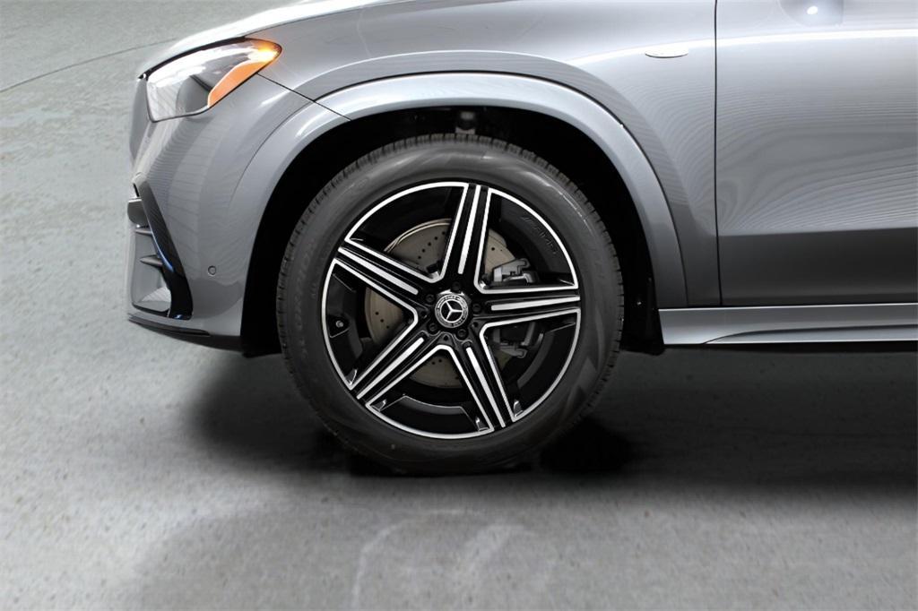 new 2025 Mercedes-Benz GLE 450e car, priced at $82,365