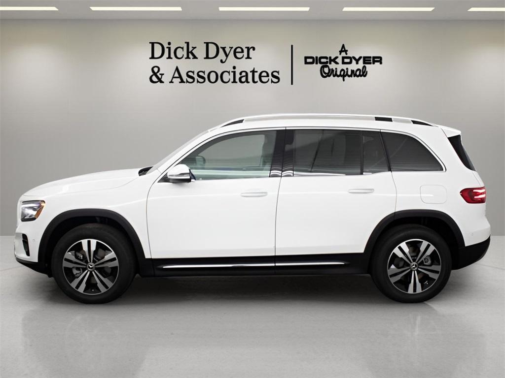used 2025 Mercedes-Benz GLB 250 car, priced at $42,989
