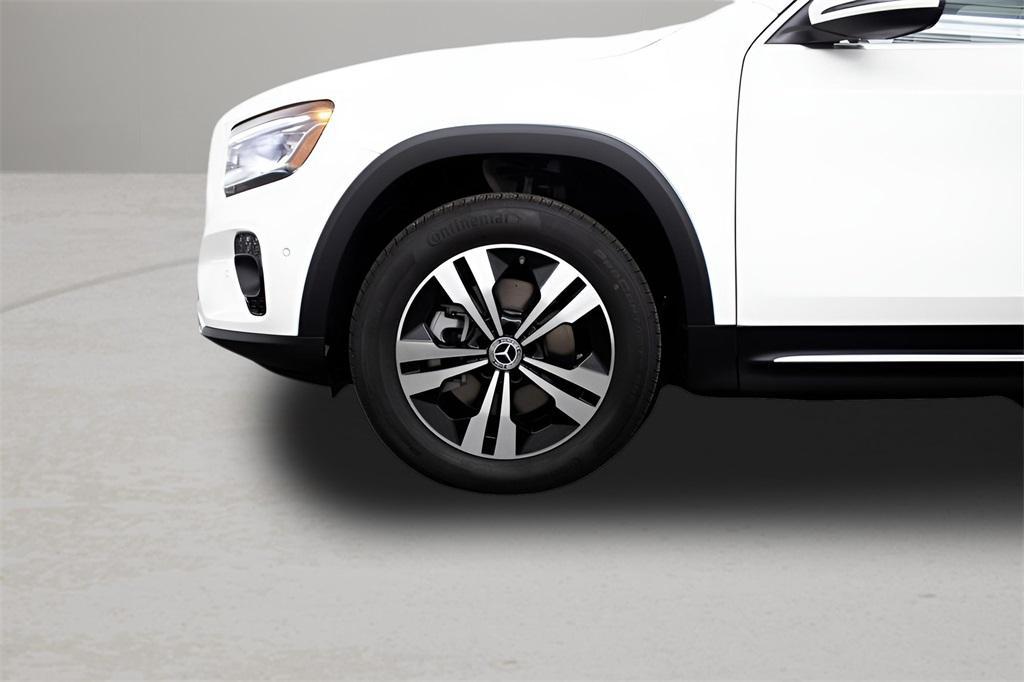 used 2025 Mercedes-Benz GLB 250 car, priced at $42,989