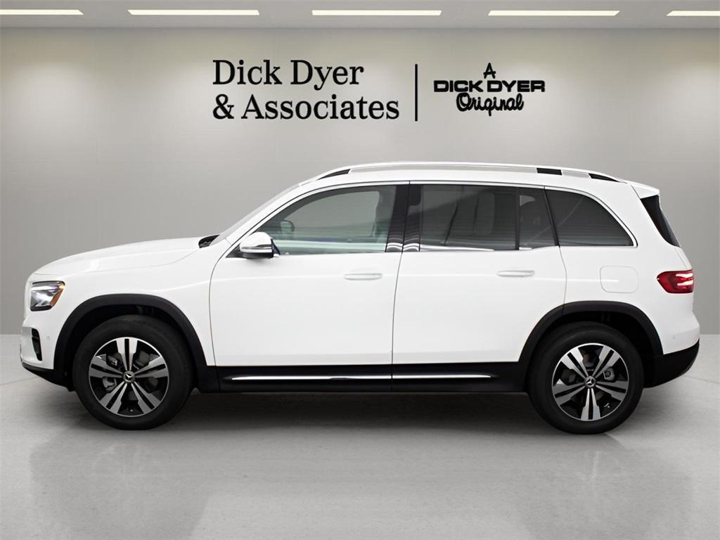 used 2025 Mercedes-Benz GLB 250 car, priced at $42,989