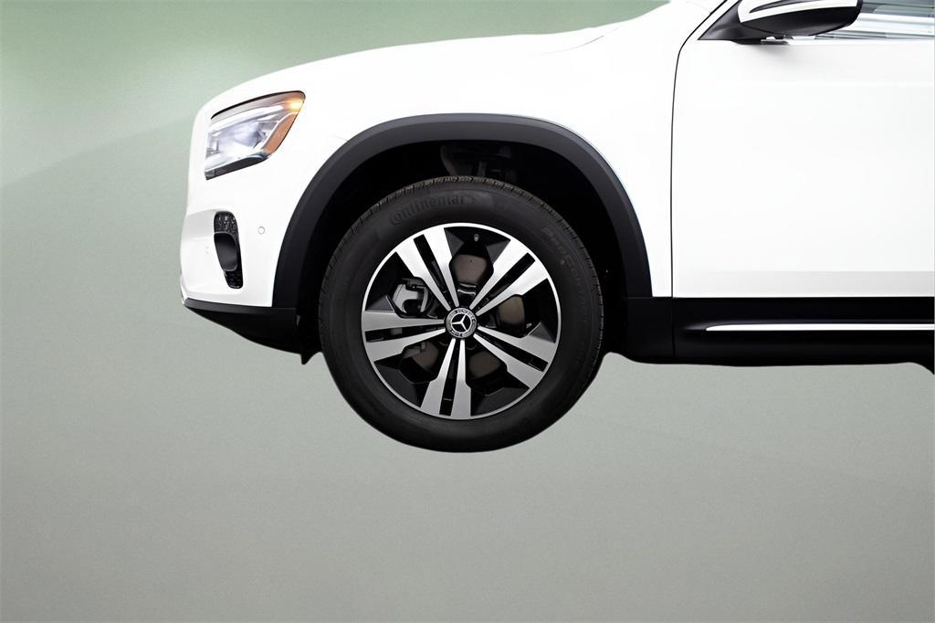 used 2025 Mercedes-Benz GLB 250 car, priced at $42,989