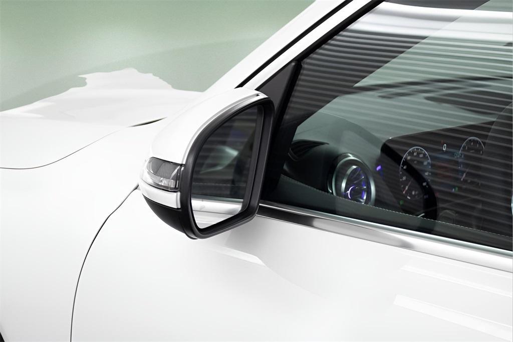 used 2025 Mercedes-Benz GLB 250 car, priced at $42,989