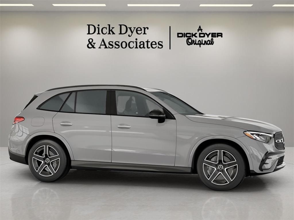 new 2025 Mercedes-Benz GLC 300 car, priced at $61,790