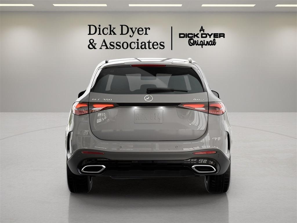 new 2025 Mercedes-Benz GLC 300 car, priced at $61,790