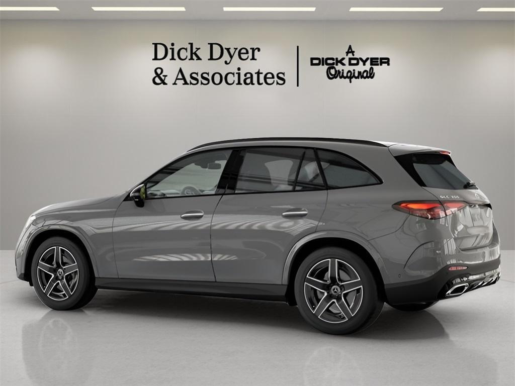 new 2025 Mercedes-Benz GLC 300 car, priced at $61,790