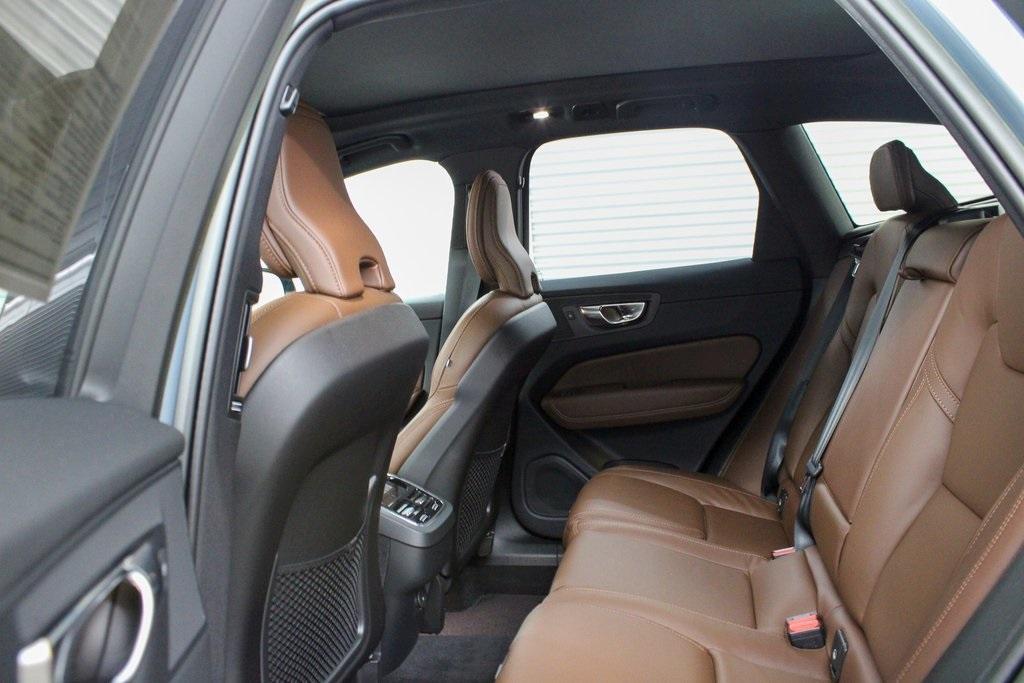 used 2023 Volvo XC60 car, priced at $45,989