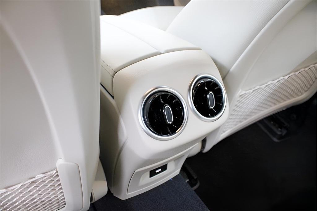 new 2025 Mercedes-Benz CLA 250 car, priced at $45,745