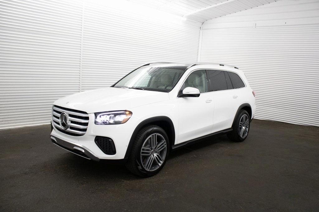 new 2024 Mercedes-Benz GLS 450 car, priced at $90,125