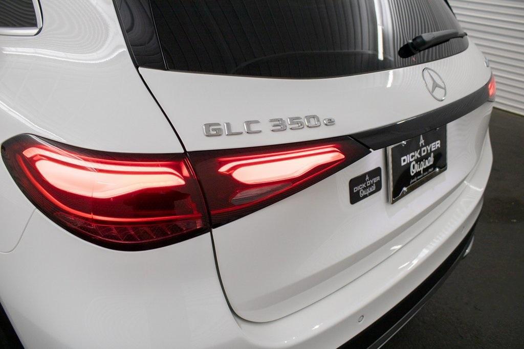 new 2025 Mercedes-Benz GLC 350e car, priced at $63,350