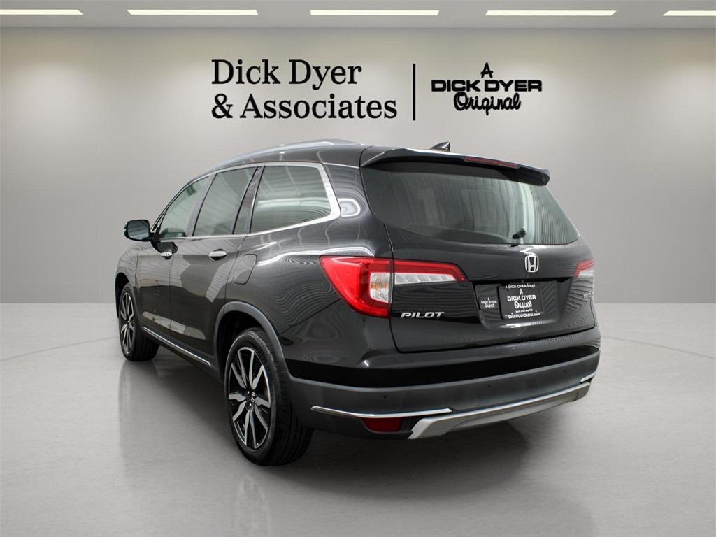 used 2022 Honda Pilot car, priced at $27,989