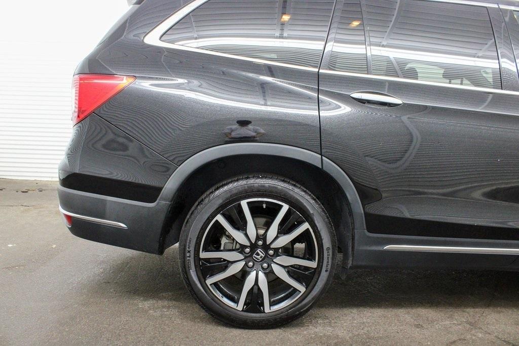 used 2022 Honda Pilot car, priced at $27,989