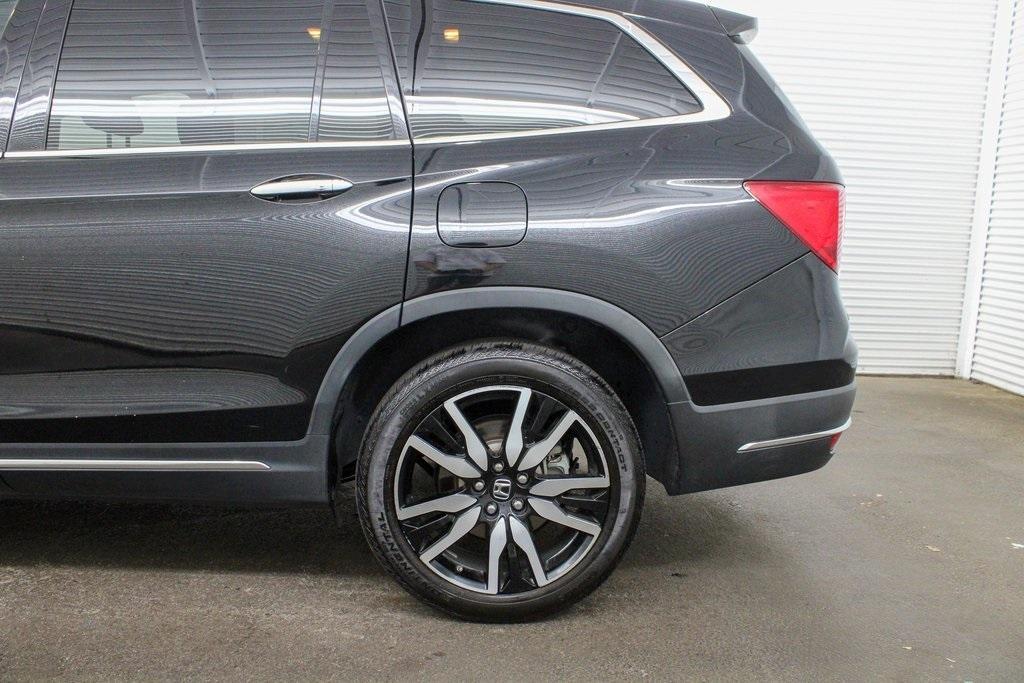 used 2022 Honda Pilot car, priced at $27,989