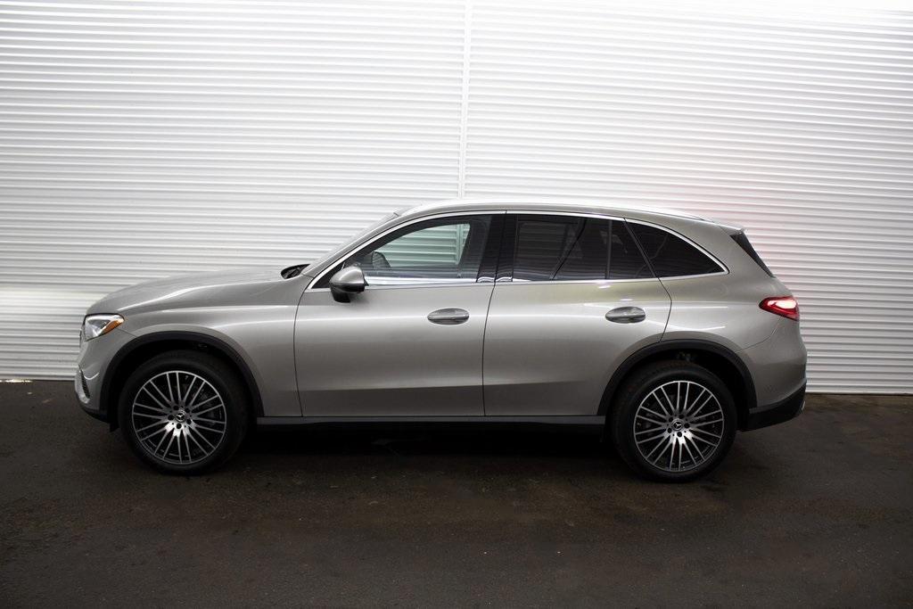 new 2024 Mercedes-Benz GLC 300 car, priced at $54,675