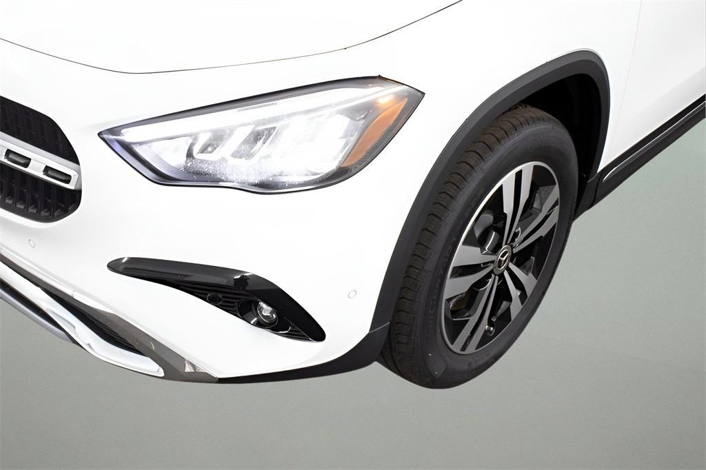used 2025 Mercedes-Benz GLA 250 car, priced at $38,989