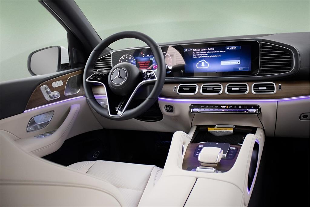 new 2025 Mercedes-Benz GLS 450 car, priced at $91,775