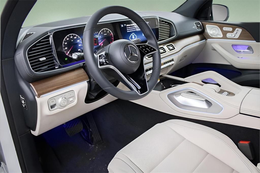 new 2025 Mercedes-Benz GLS 450 car, priced at $91,775