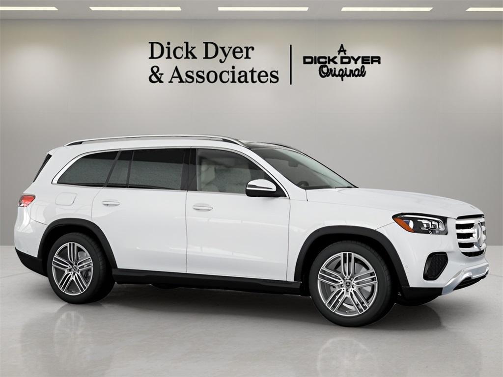 new 2025 Mercedes-Benz GLS 450 car, priced at $91,775