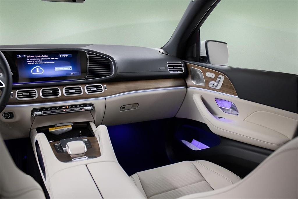 new 2025 Mercedes-Benz GLS 450 car, priced at $91,775