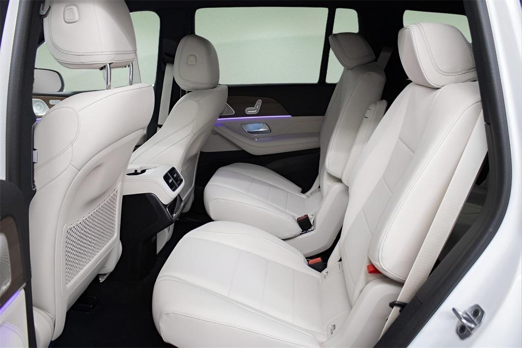 new 2025 Mercedes-Benz GLS 450 car, priced at $91,775