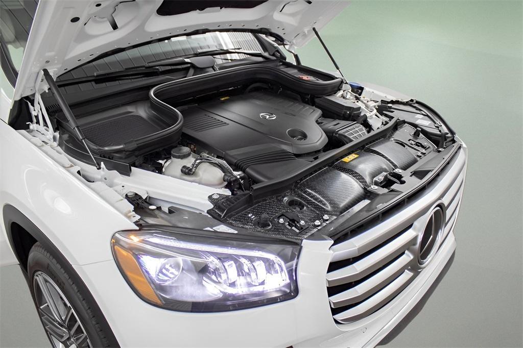 new 2025 Mercedes-Benz GLS 450 car, priced at $91,775