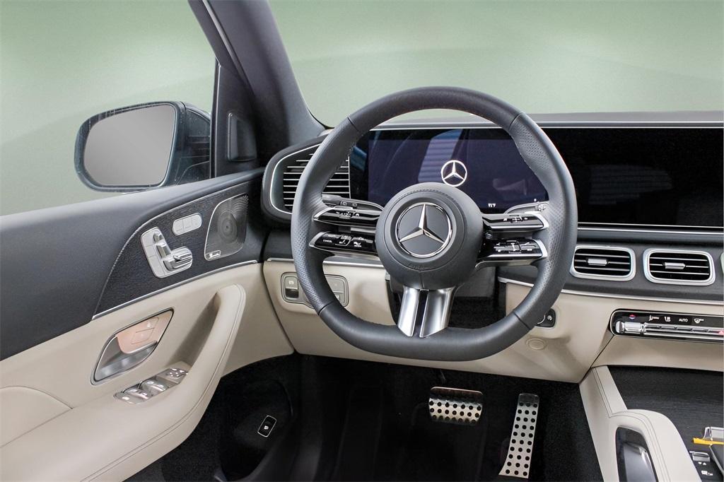 new 2025 Mercedes-Benz GLS 450 car, priced at $97,430