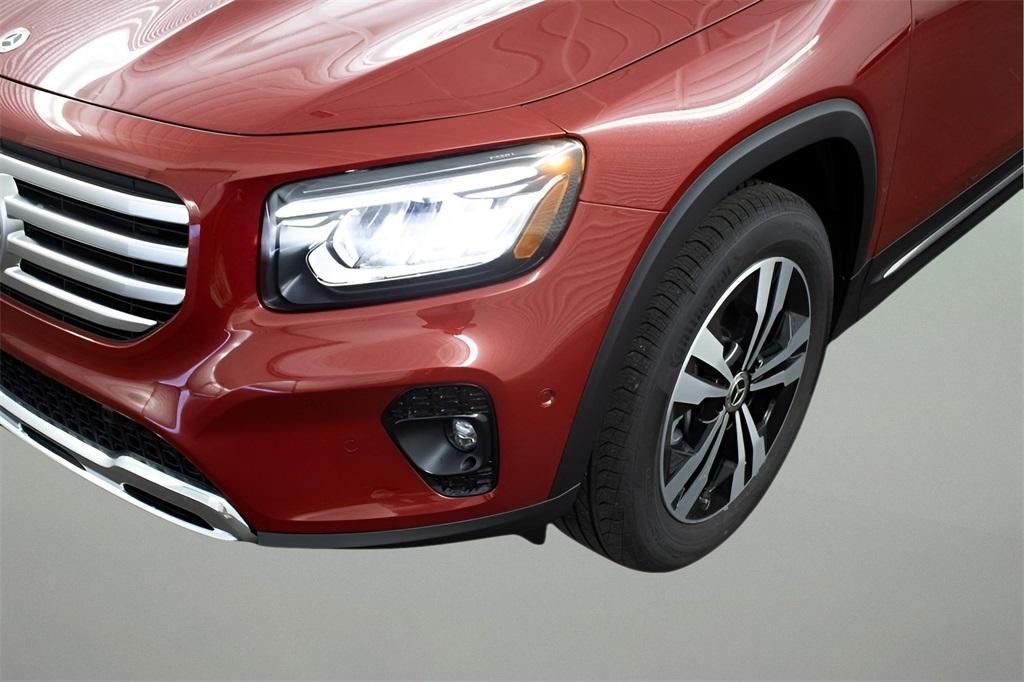 new 2025 Mercedes-Benz GLB 250 car, priced at $51,085