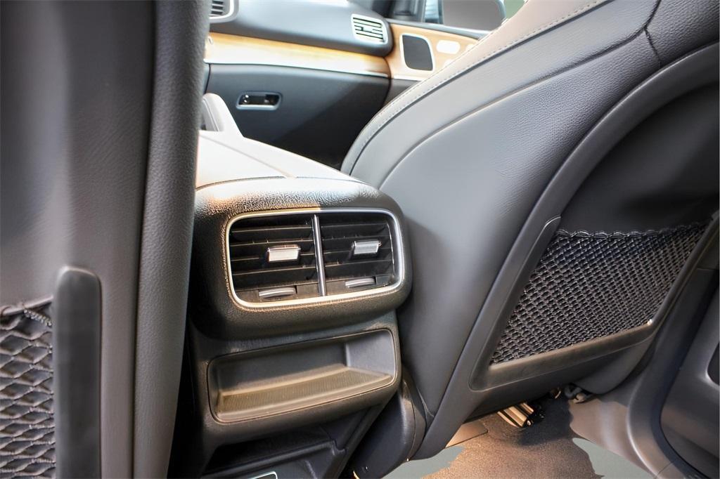 used 2024 Mercedes-Benz GLE 350 car, priced at $62,989