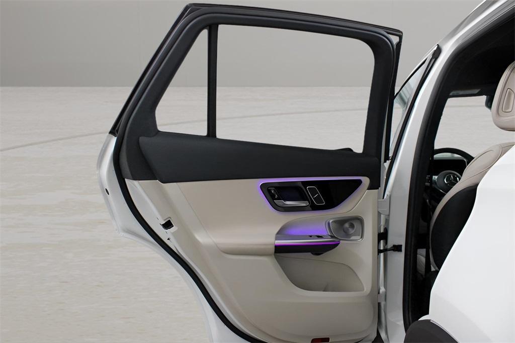 new 2025 Mercedes-Benz GLC 300 car, priced at $55,885