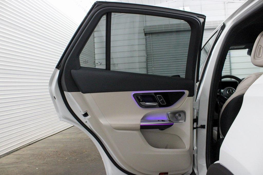 new 2025 Mercedes-Benz GLC 300 car, priced at $55,885