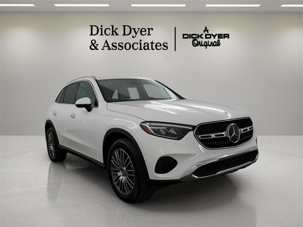 new 2025 Mercedes-Benz GLC 300 car, priced at $55,885