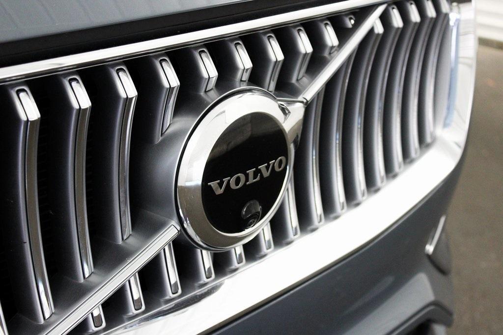 used 2023 Volvo XC90 car, priced at $51,989