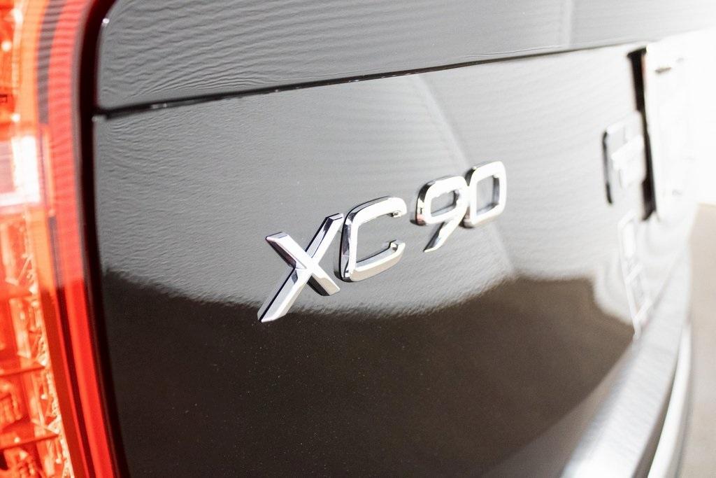 used 2025 Volvo XC90 Plug-In Hybrid car, priced at $71,989