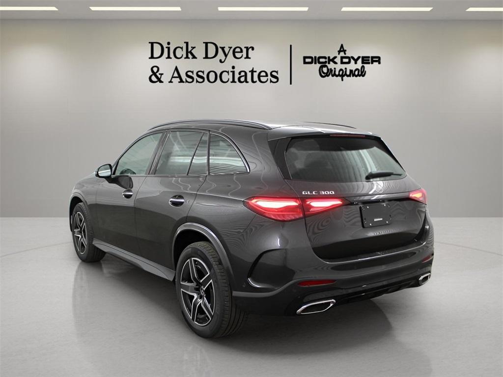 new 2025 Mercedes-Benz GLC 300 car, priced at $57,205