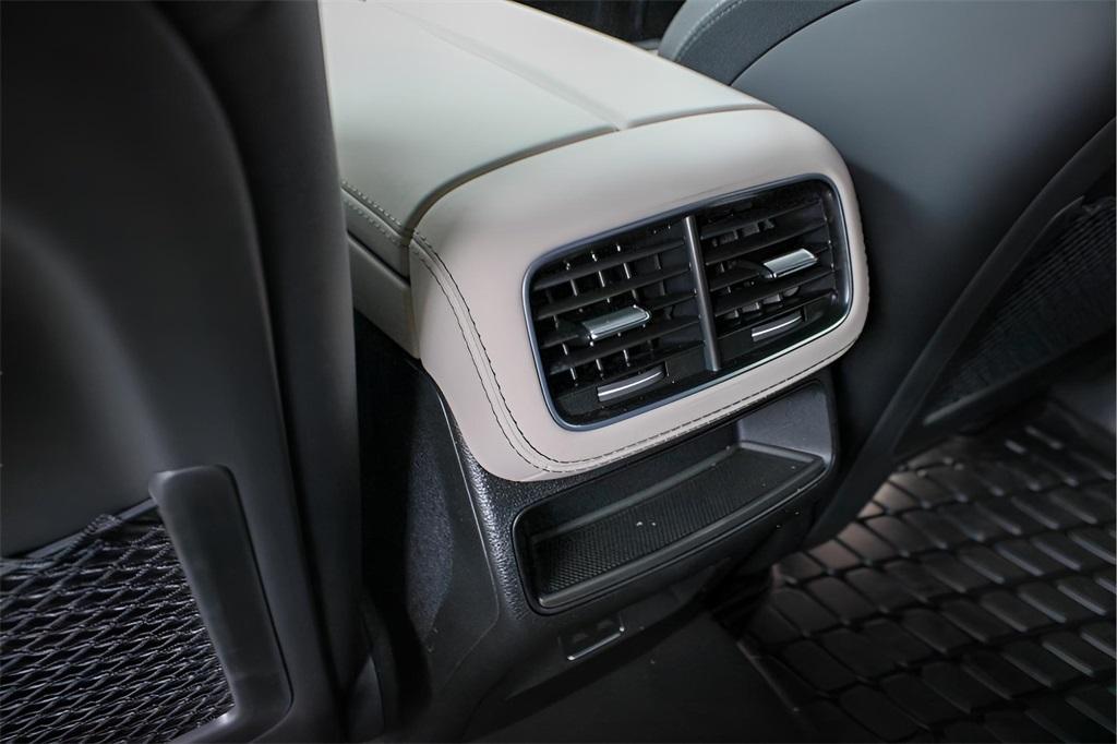 new 2025 Mercedes-Benz AMG GLE 53 car, priced at $100,555