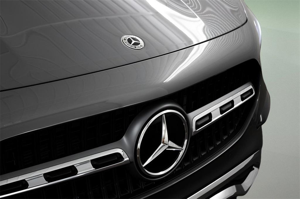 used 2025 Mercedes-Benz GLA 250 car, priced at $38,989
