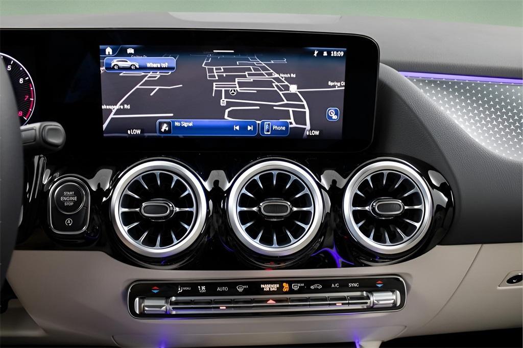 used 2025 Mercedes-Benz GLA 250 car, priced at $38,989