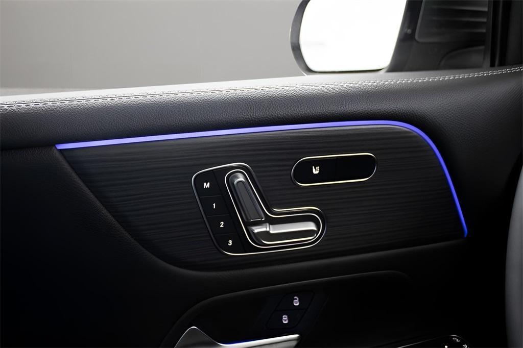 used 2025 Mercedes-Benz GLB 250 car, priced at $46,989