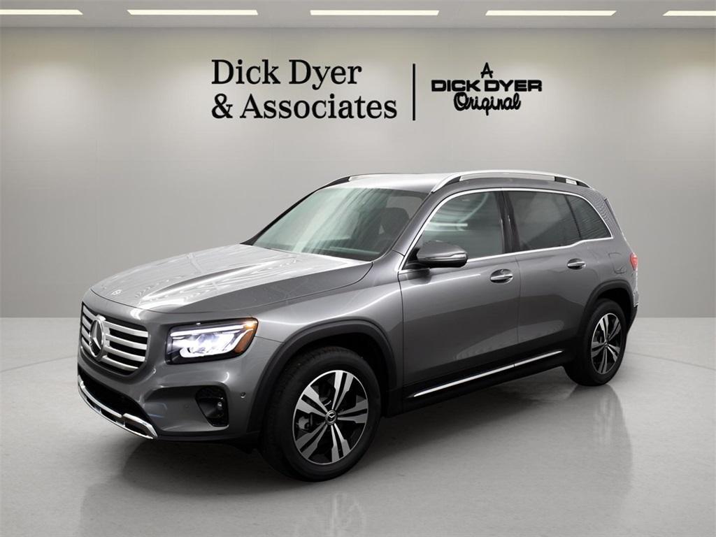 new 2025 Mercedes-Benz GLB 250 car, priced at $52,280