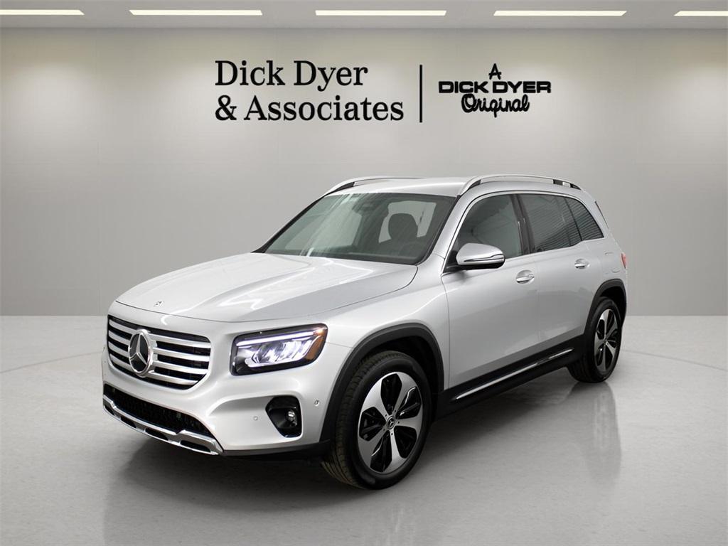 used 2024 Mercedes-Benz GLB 250 car, priced at $39,989