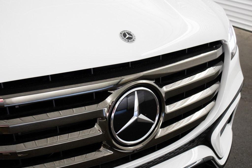 new 2024 Mercedes-Benz GLS 580 car, priced at $122,810