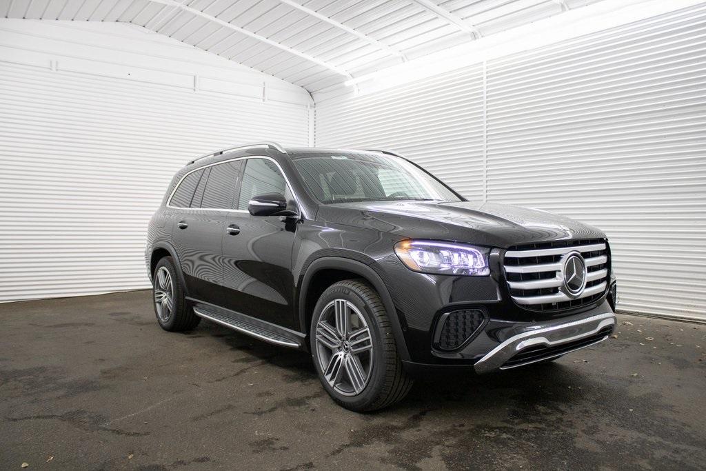 new 2025 Mercedes-Benz GLS 450 car, priced at $92,275