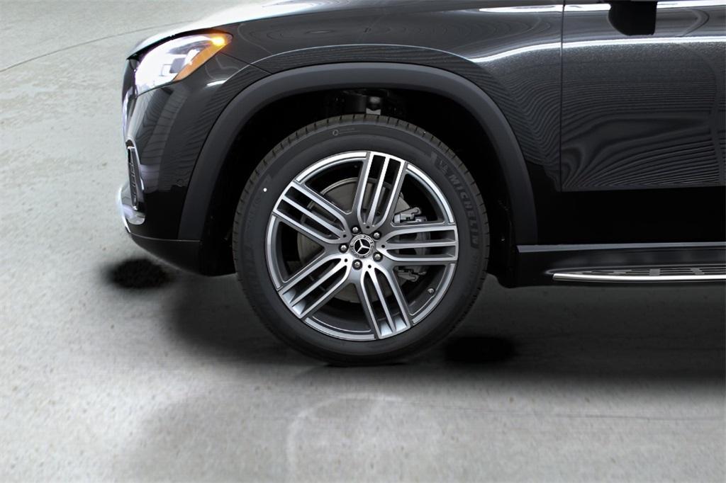 new 2025 Mercedes-Benz GLS 450 car, priced at $92,275