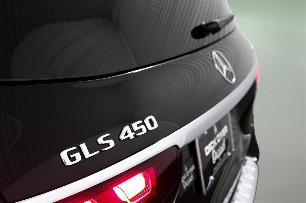 new 2025 Mercedes-Benz GLS 450 car, priced at $92,275