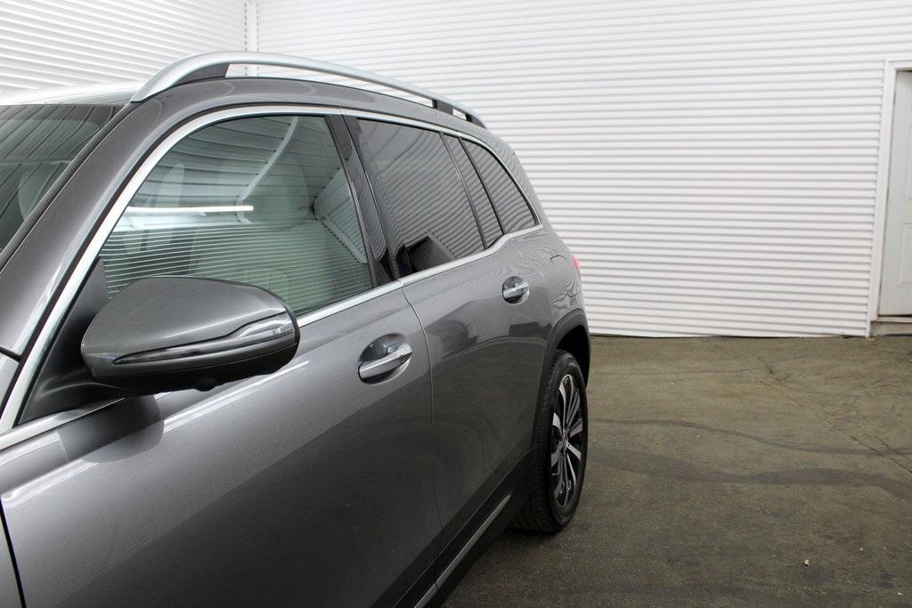 used 2021 Mercedes-Benz GLB 250 car, priced at $32,989