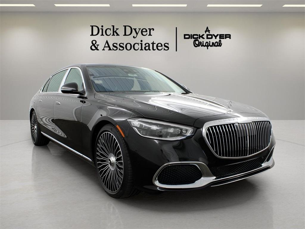 new 2025 Mercedes-Benz Maybach S 580 car, priced at $217,915